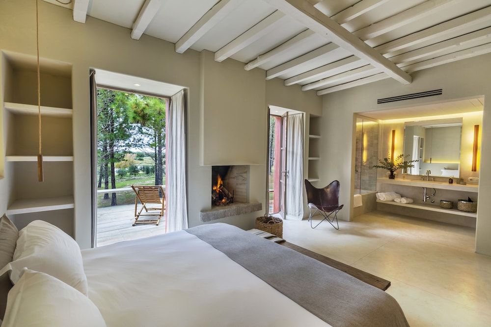 LUZ Culinary Wine Lodge 3