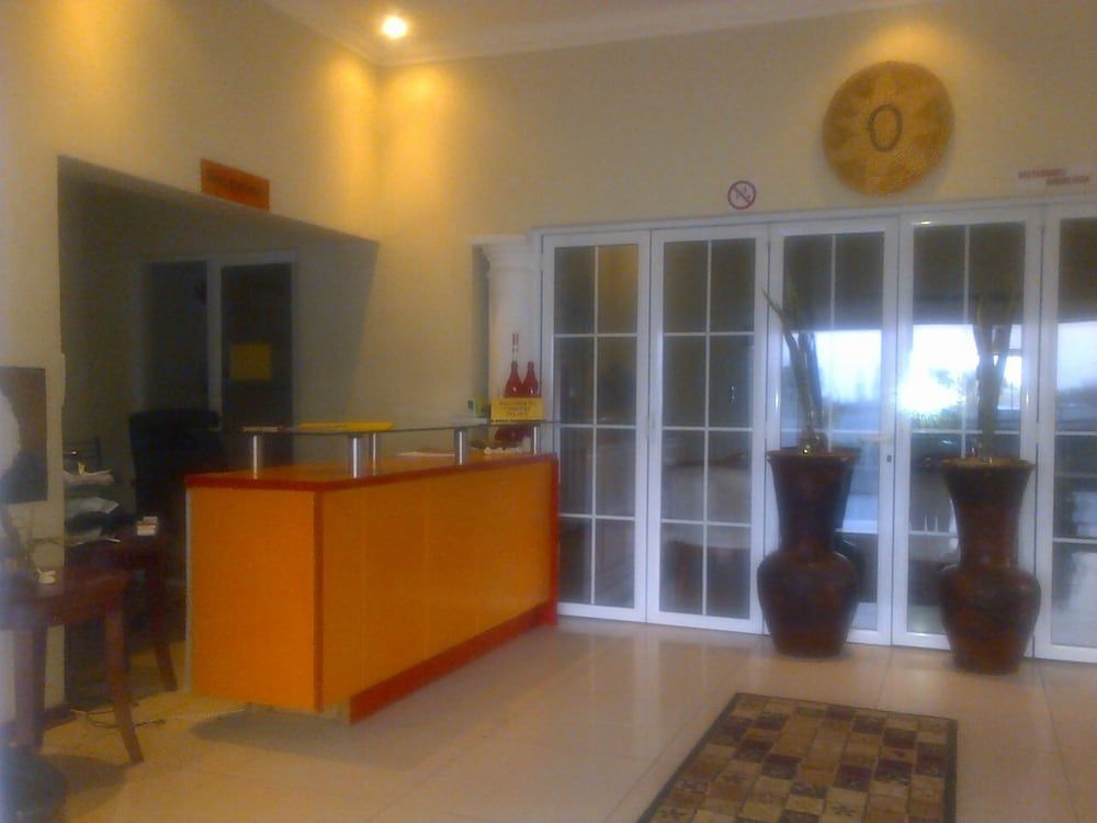 Comfort Palace Guesthouse Kasane 2