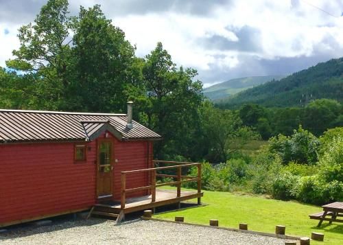 Rashfield Sheilings - Riverside Lodges, by Pucks Glen, Dunoon 3
