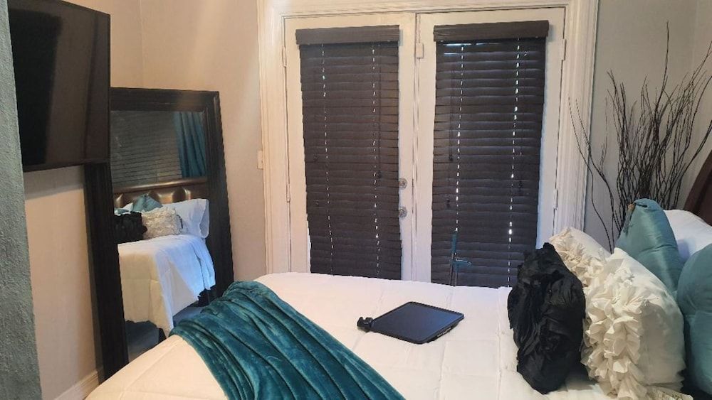 Kozy Bahamas Getaway 2