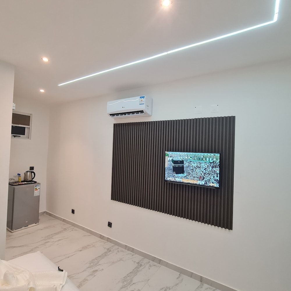 White Garden Hotel 3