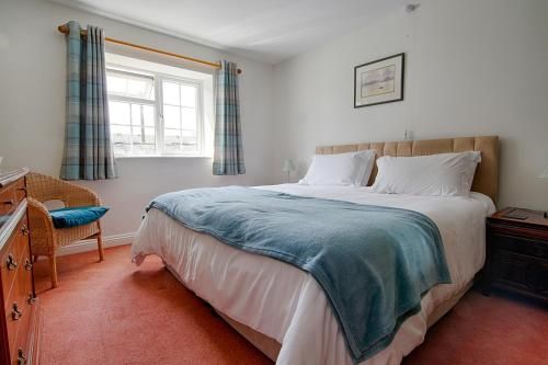 Leworthy Farmhouse Bed and Breakfast 2