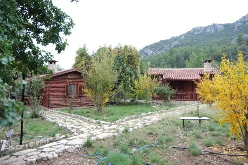 Antalya Bodrum Kayası Dağ Oteli 3