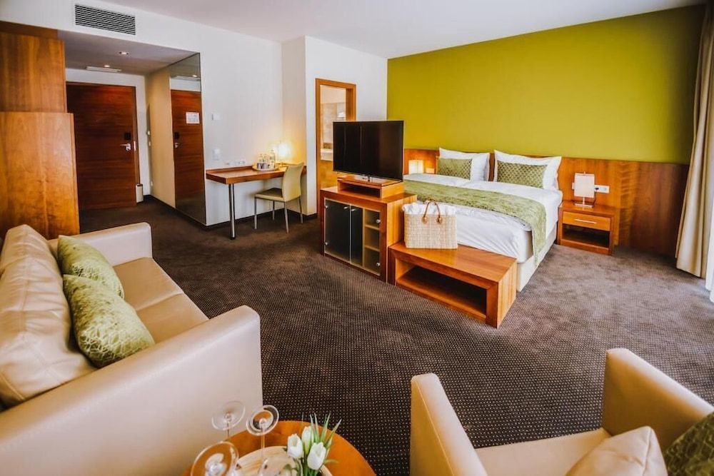Seehotel Süd 2