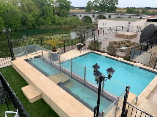 Hôtel restaurant Mon Auberge 3 estrelas em Lunel