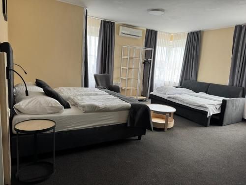 Hotel Tulipan Pruhonice 2