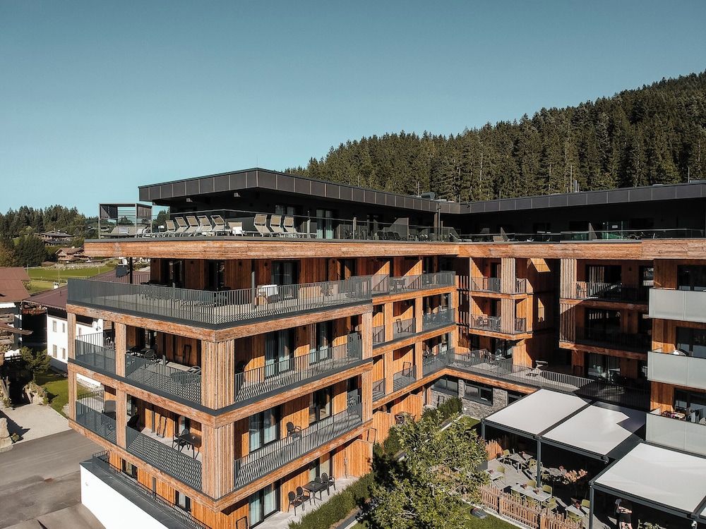 AlpenParks Hotel & Apartment Taxacher