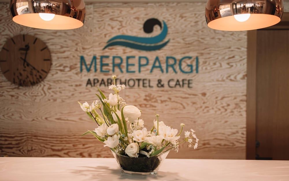 Merepargi ApartHotel & Cafe 2