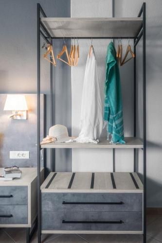 Meliton Inn Hotel & Suites by the beach 3