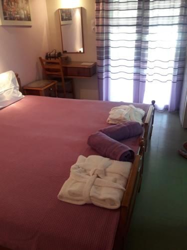 Nana Hotel 2