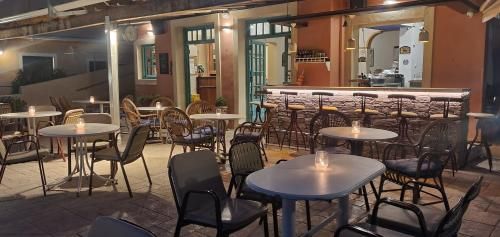 Paleo Inn Hotel 3
