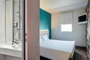 HOTEL F1 SAINT-LO