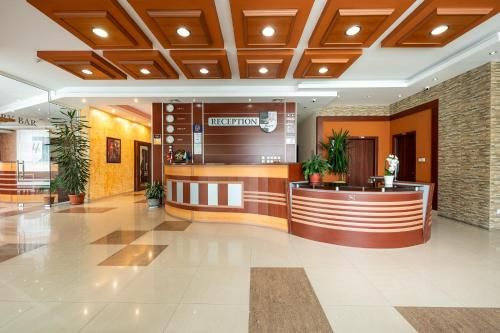 Spa Hotel Holiday 3