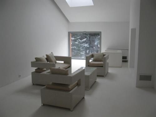 Family Hotel The Body 3