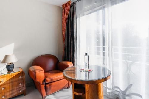 Logis L'Auberge - Maison Glenn Anna 2