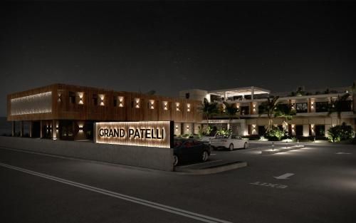 GRAND PATELLI 4 estrellas en Mirina