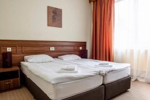 Elina Hotel 3