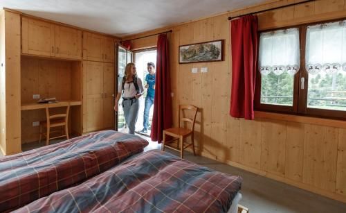 Rifugio Ghiacciaio dei Forni 3