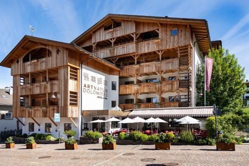 Artnatur Dolomites Hotel & Spa 1