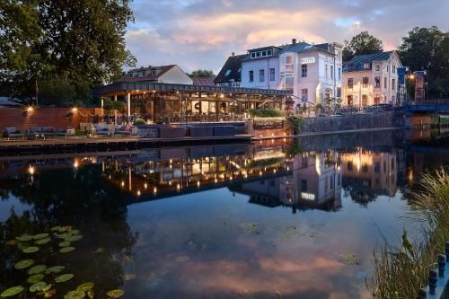 Hotel & Restaurant Fackelgarten Plau am See 2