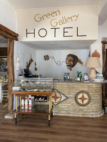 Green Gallery Hotel and Restaurant -1 estrellas en Muravera