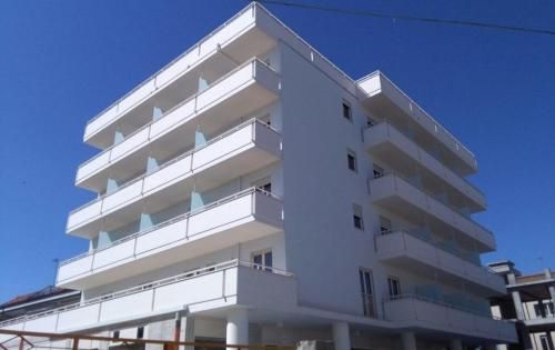 Nuovo HOTEL SETTIBI 20m dalla spiaggia 3 estrelas em Giulianova