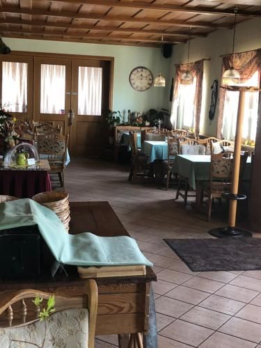 Hotel-Pension Am Mühlberg 3