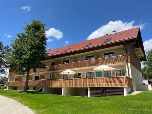 Chalet An der Brunnader-Ihr perfekter Rückzugsort in der Bayerischen Toskana-Überwiegend mit Klima-3Geh-Min zur Therme 3