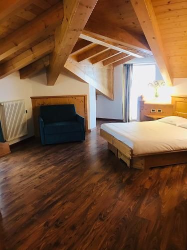 Hotel Mountain Resort 3 estrelas em Commezzadura