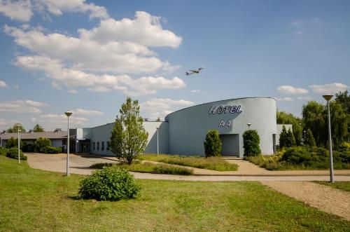 HOTEL A4 Airport Kraków MOP Morawica 3 estrellas en Cracovia