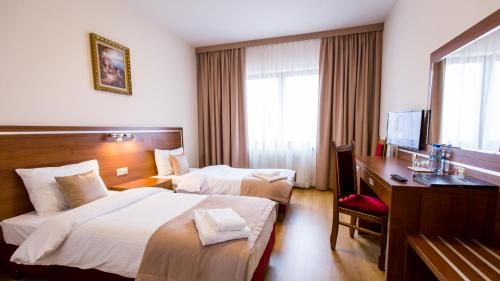 ELGROM Falenty Park 3