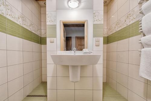 Żabi Dwór - HOTEL - RESTAURACJA - SPA 2