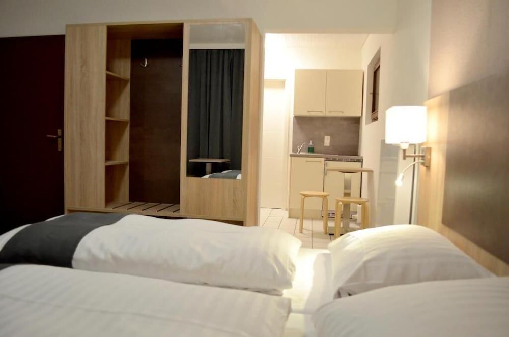 Hana Aparthotel 2