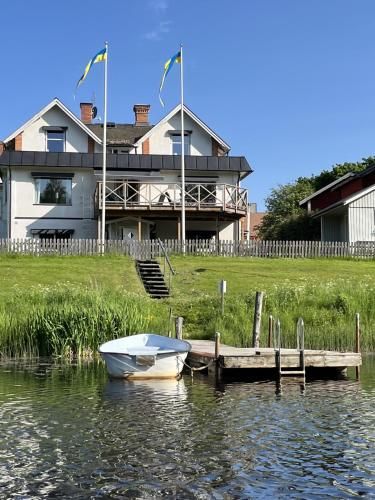 Hotell Strandvillan B&B 2