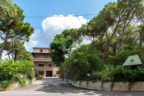 Hotel Villa dei Pini 3 estrelas em Todi