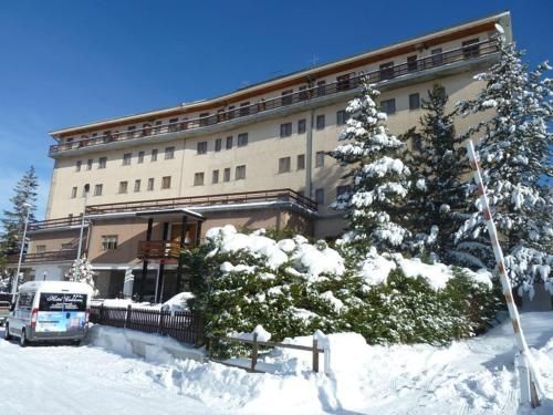 Hotel Caldora 3 estrellas en LʼAquila