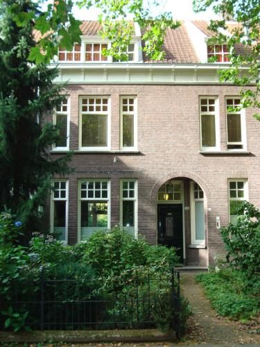 Boutiquehotel Sycamore - Protected City View - 950m from Central Station -1 estrellas en Eindhoven