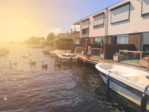 VISSERSLUST Rooms, Apartments and Houseboats 1