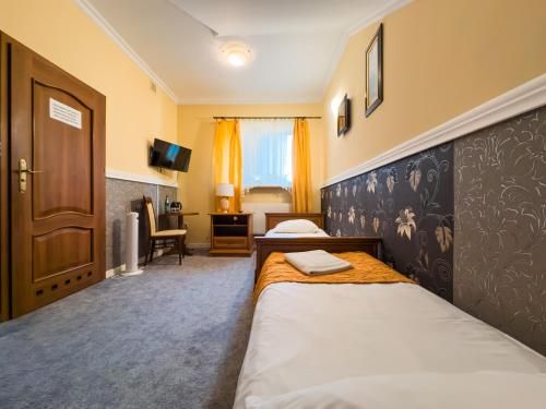 Hotel Pałac Akropol 3