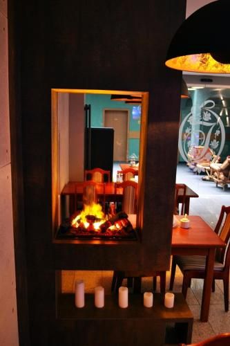 Hotel Julian 2