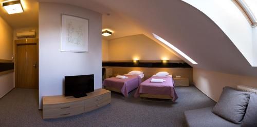 Hotel KARO 2