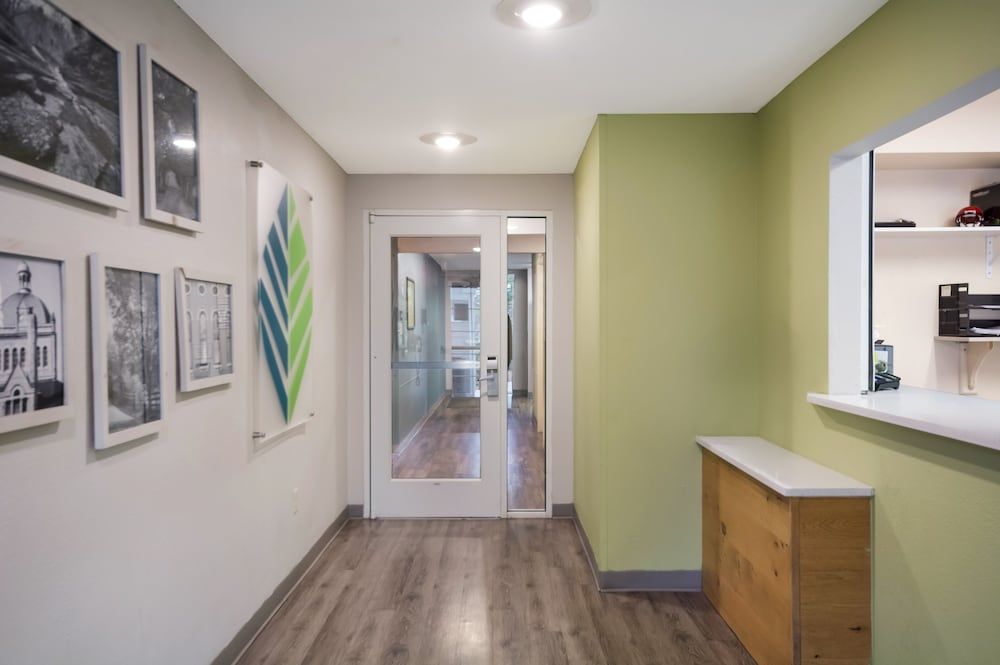 WoodSpring Suites Lexington 2