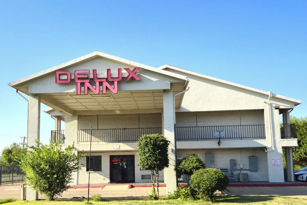 Deluxe Inn Motel By Oyo Grand Prairie Interstate 30
