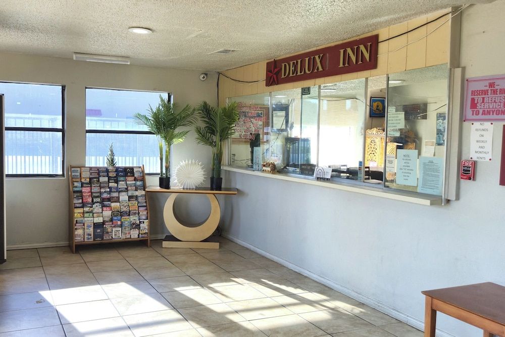 Deluxe Inn Motel By Oyo Grand Prairie Interstate 30 2