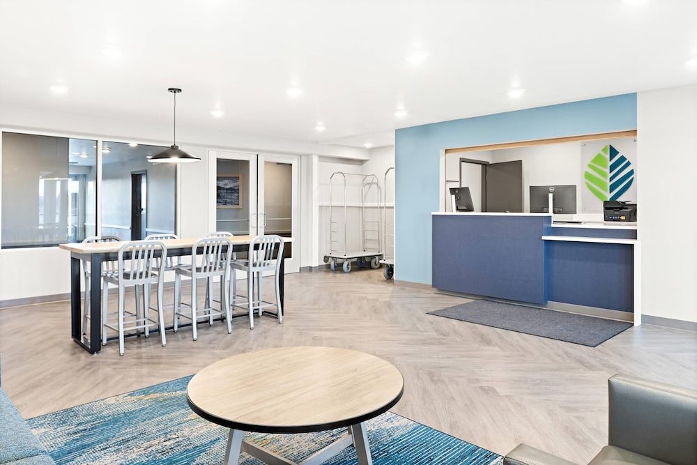 Woodspring Suites Billings 3