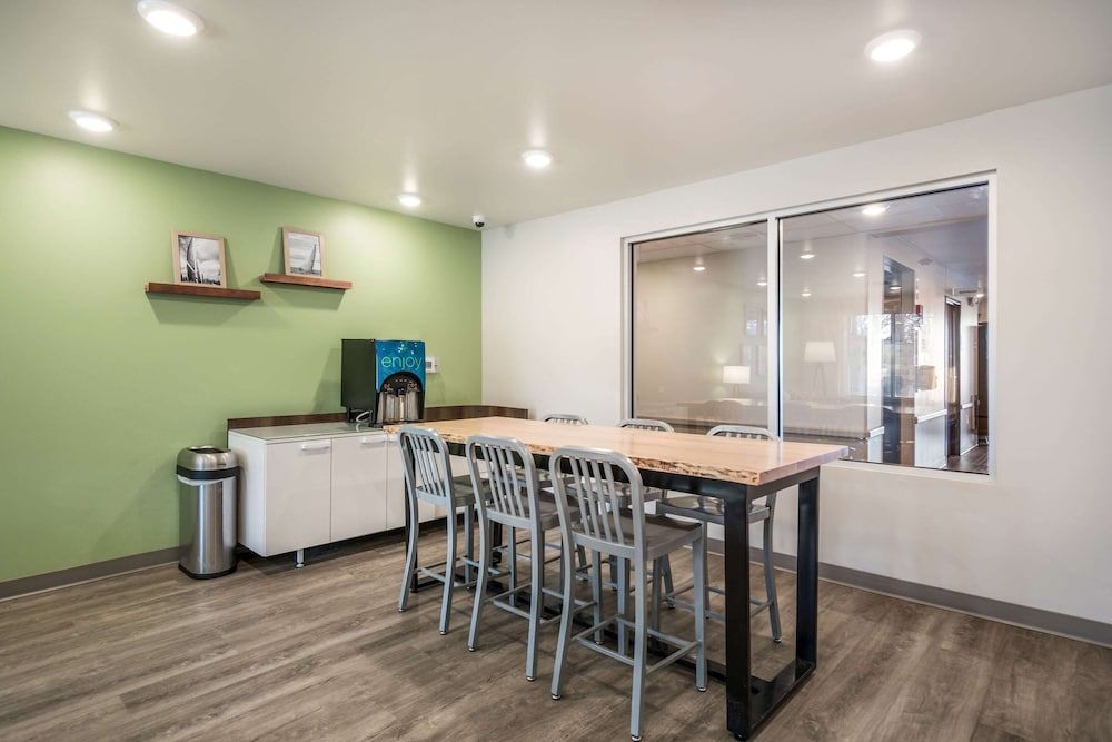 WoodSpring Suites Gurnee - Chicago 3