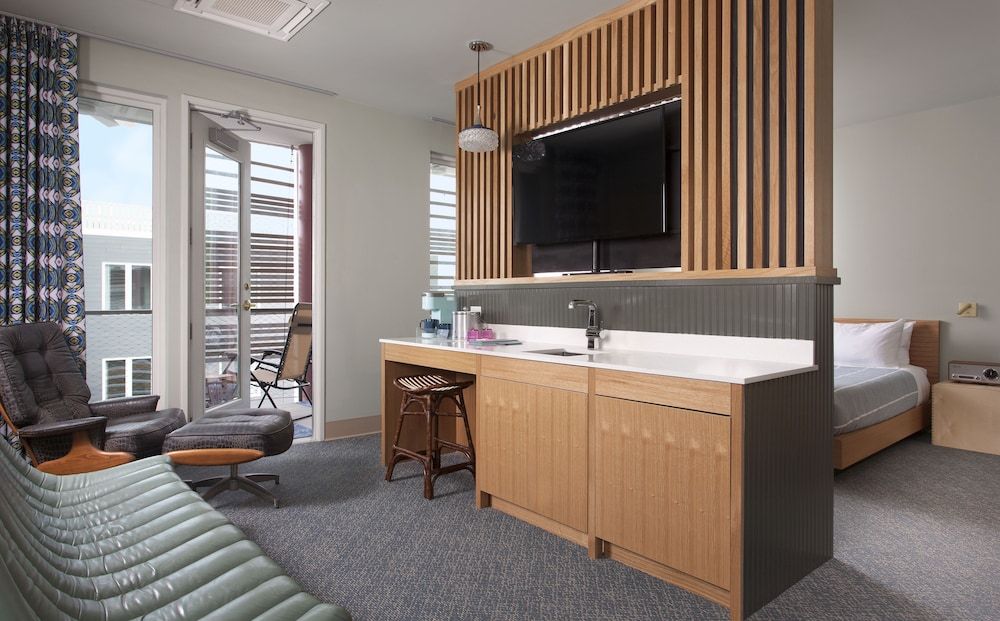 East Austin Hotel 3