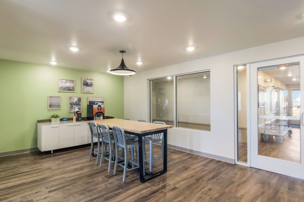 WoodSpring Suites Beaverton - Portland West 2