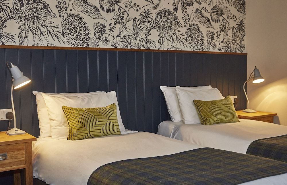 Swan Hotel by Greene King Inns 3