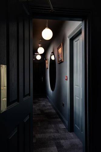 Swan & Railway Hotel Wigan 2